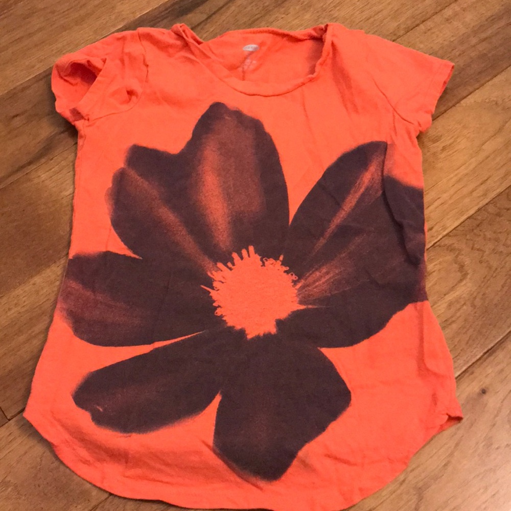 Light orange shirt from Old Navy!